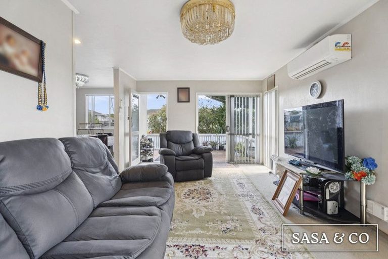 Photo of property in 44 Sharland Avenue, Manurewa, Auckland, 2102