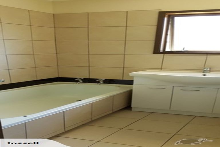 Photo of property in 1 Kauri Place, Parahaki, Whangarei, 0112