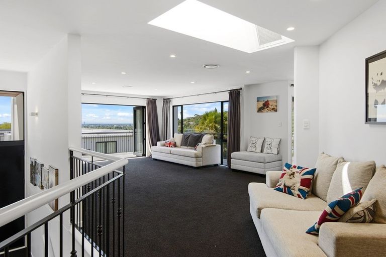 Photo of property in 10a Dalefield Drive, Cashmere, Christchurch, 8022