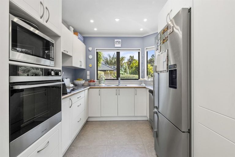 Photo of property in 12/102 Greenhithe Road, Greenhithe, Auckland, 0632