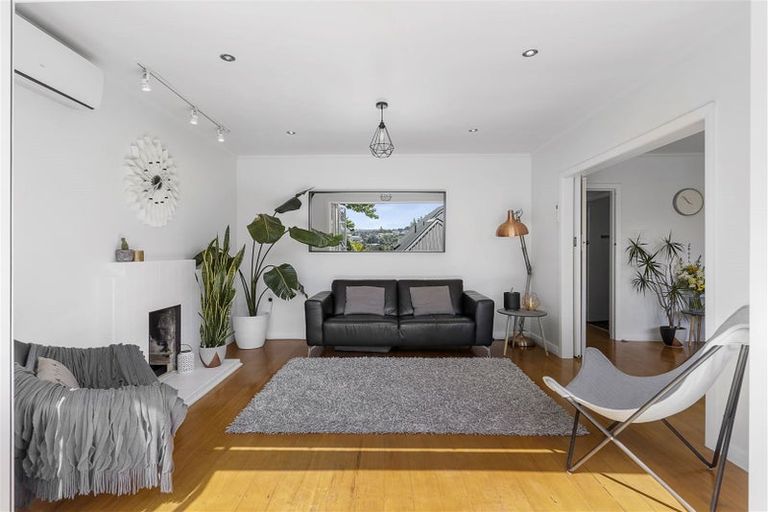 Photo of property in 2/101 Hinemoa Street, Birkenhead, Auckland, 0626