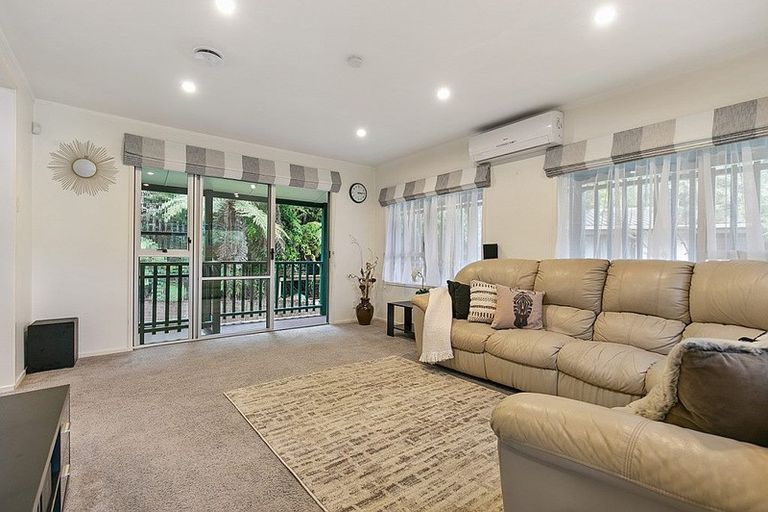 Photo of property in 29 Wirihana Road, Titirangi, Auckland, 0604