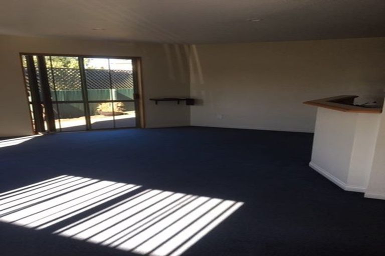 Photo of property in 2/77 Leaver Terrace, North New Brighton, Christchurch, 8083