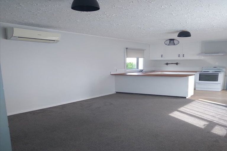 Photo of property in 1/371 Hereford Street, Linwood, Christchurch, 8011