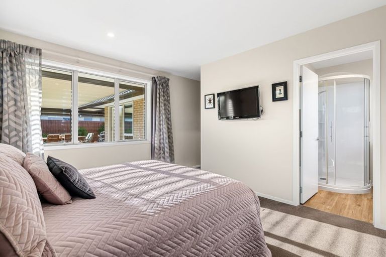 Photo of property in 52 Bradbury Avenue, Rolleston, 7614