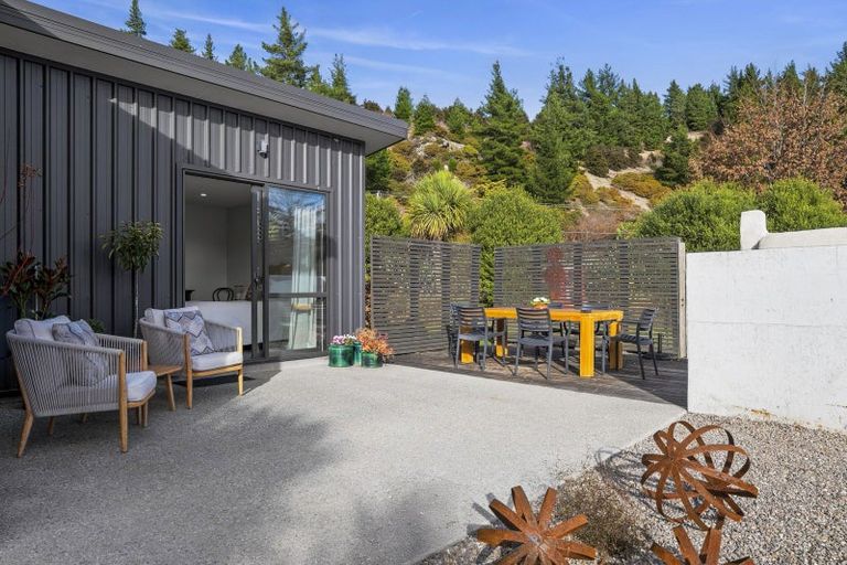 Photo of property in 2 Pisa Road, Luggate, Cromwell, 9383