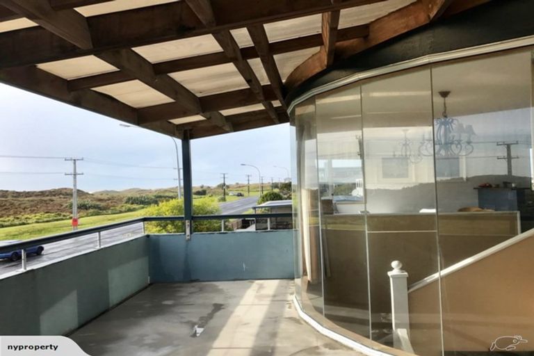 Photo of property in 588 Papamoa Beach Road, Papamoa Beach, Papamoa, 3118