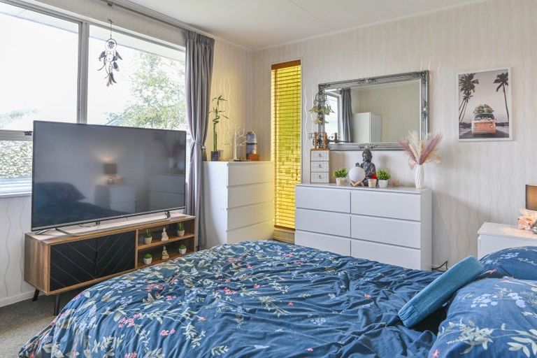 Photo of property in 35 Walton Way, Flaxmere, Hastings, 4120