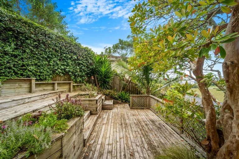 Photo of property in 2/63 College Road, Northcote, Auckland, 0627