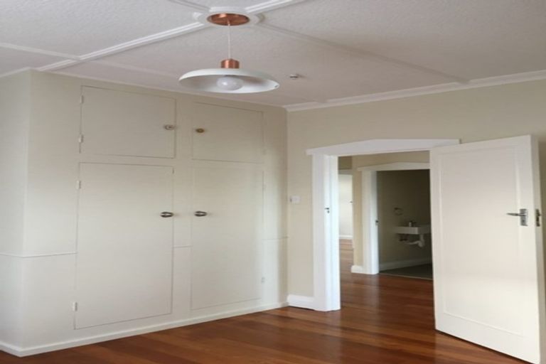 Photo of property in 69 Rotherham Terrace, Miramar, Wellington, 6022