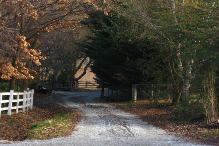 Photo of property in 267 Arrowtn-lke Hayes Road, Lake Hayes, Queenstown, 9371