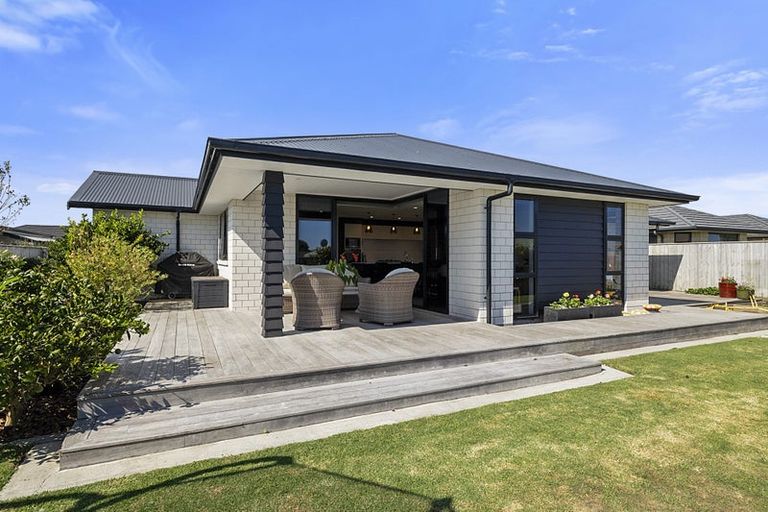 Photo of property in 10 Northpoint Way, Bell Block, New Plymouth, 4312