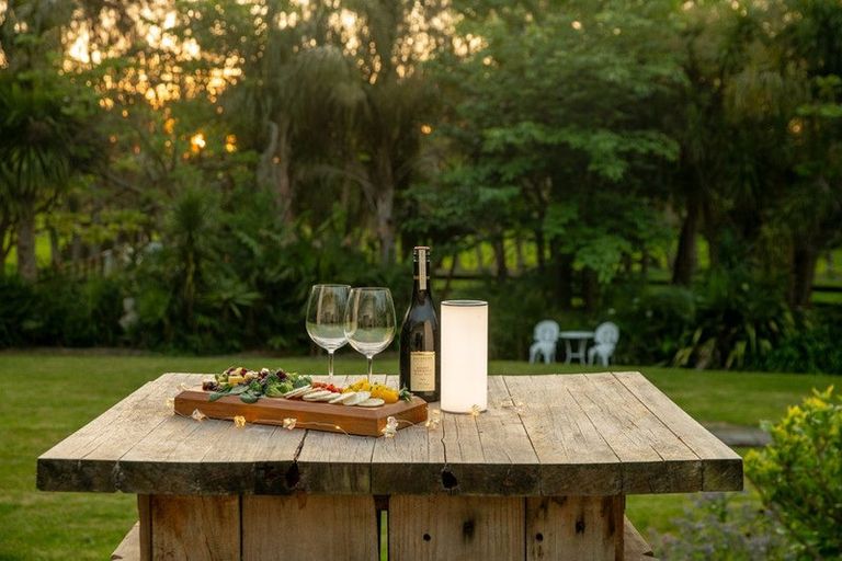 Photo of property in 48 Elizabeth Street, Waikanae, 5036