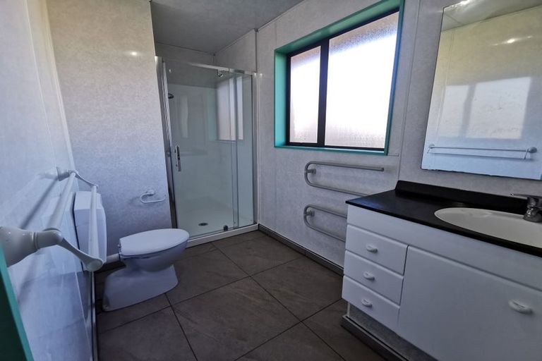 Photo of property in 64 Acacia Avenue, Upper Riccarton, Christchurch, 8041