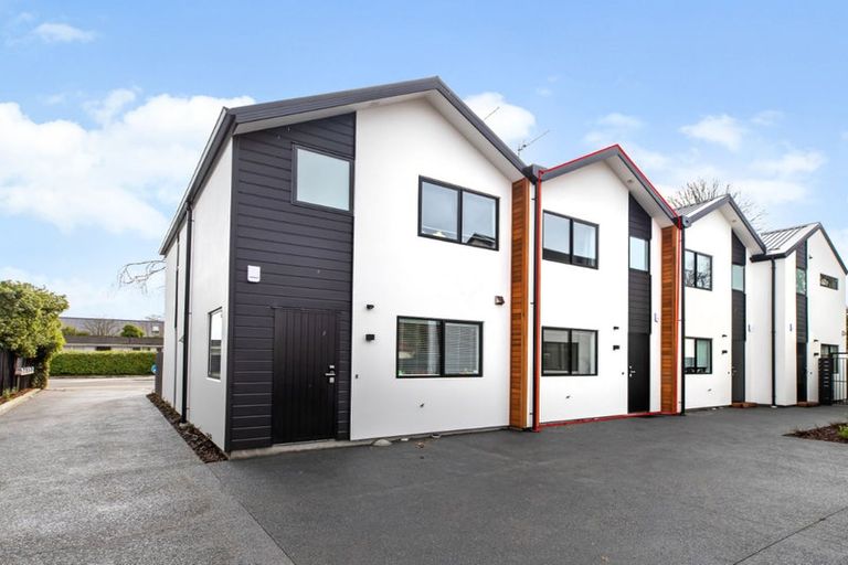 Photo of property in 2/140 Saint Albans Street, St Albans, Christchurch, 8014