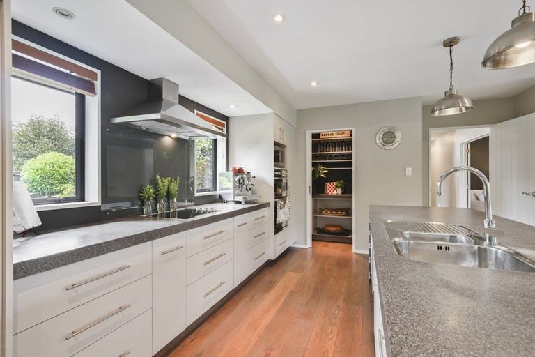 Photo of property in 37 Enverton Drive, Rangiora, 7400