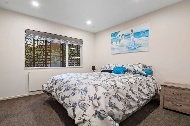 Photo of property in 25 Medhurst Road, Bombay, 2675