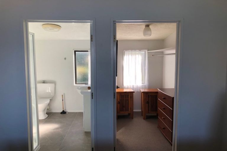 Photo of property in 2/28 Sainsbury Road, Fernhill, Queenstown, 9300