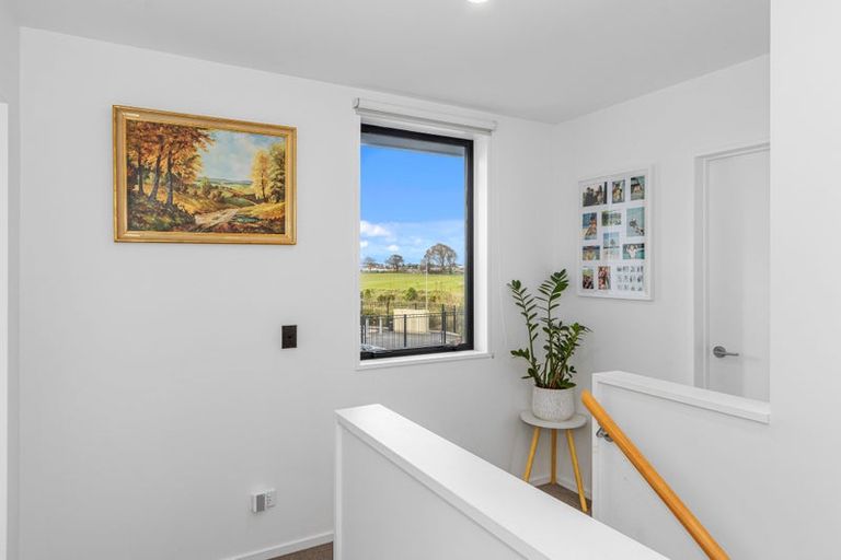 Photo of property in 16 Miromiro Street, Broomfield, Christchurch, 8042