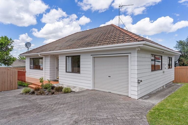 Photo of property in 2/136 Barrack Road, Mount Wellington, Auckland, 1060