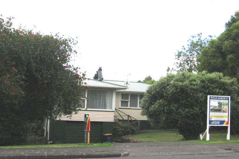 Photo of property in 13a Woodvale Road, Glen Eden, Auckland, 0602