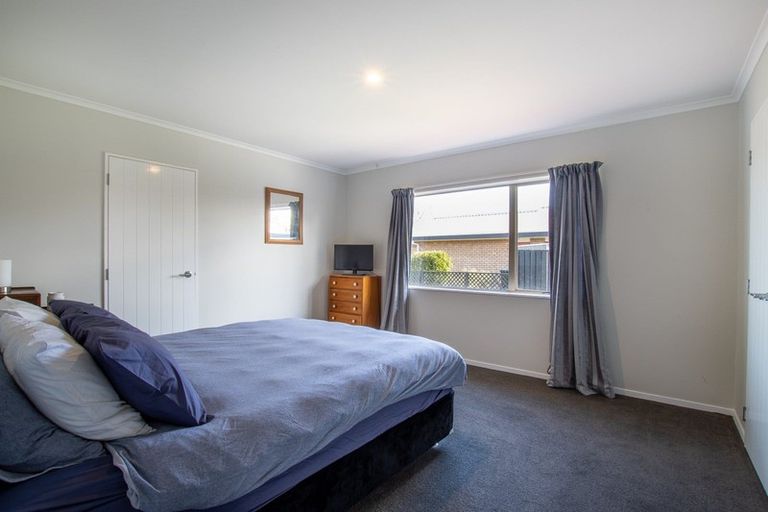 Photo of property in 105 Browning Street, Leamington, Cambridge, 3432