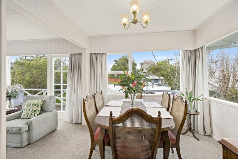 Photo of property in 51 Gordon Avenue, Forrest Hill, Auckland, 0620