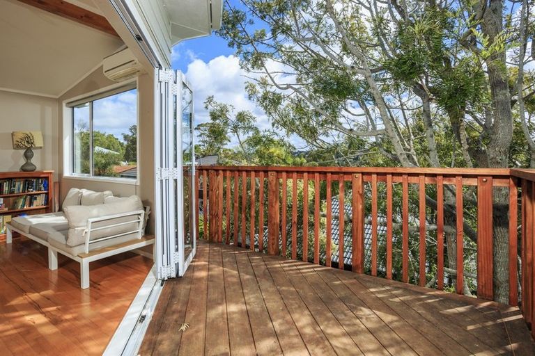 Photo of property in 20 Deep Creek Road, Torbay, Auckland, 0630