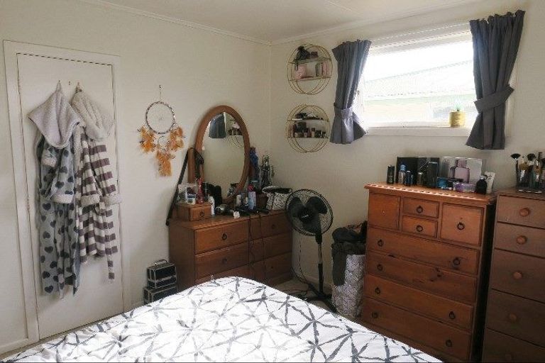 Photo of property in 15 Kaka Crescent, Tokoroa, 3420