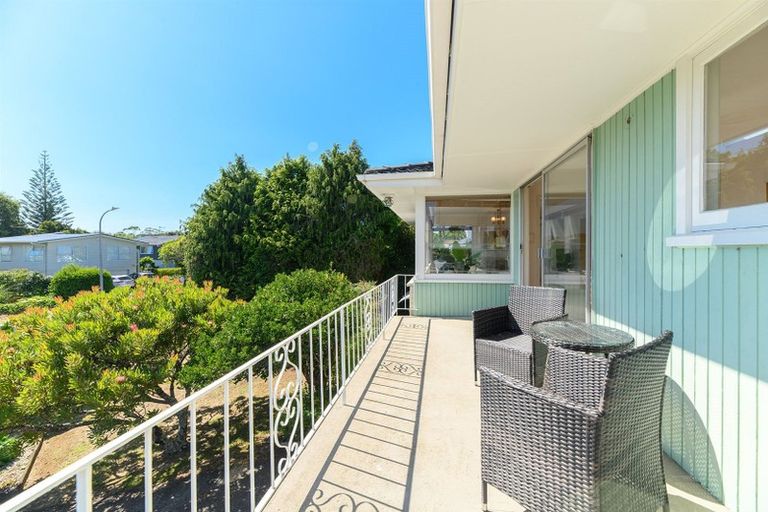 Photo of property in 15 Marywil Crescent, Hillcrest, Auckland, 0627