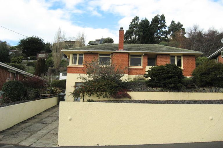 Photo of property in 60 Hocken Street, Kenmure, Dunedin, 9011