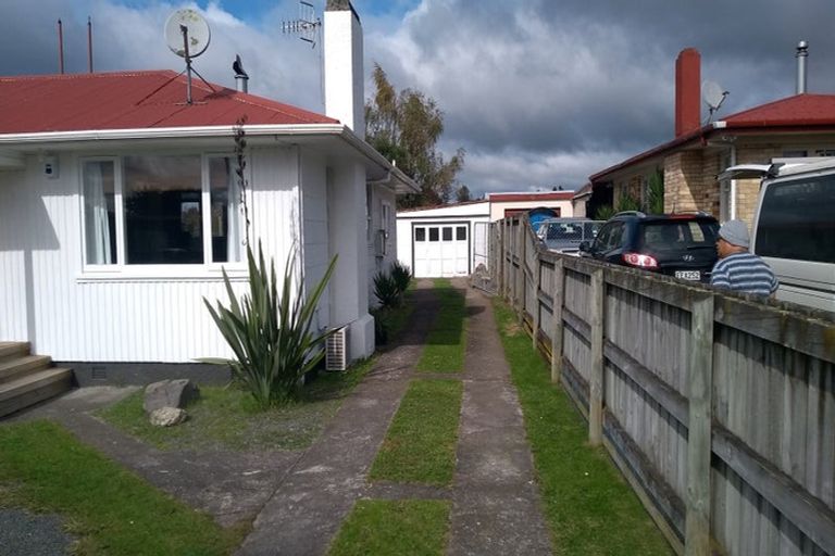 Photo of property in 34 Fairview Road, Western Heights, Rotorua, 3015