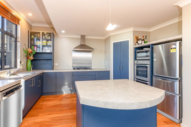 Photo of property in 16 Rembrandt Drive, Rolleston, 7614