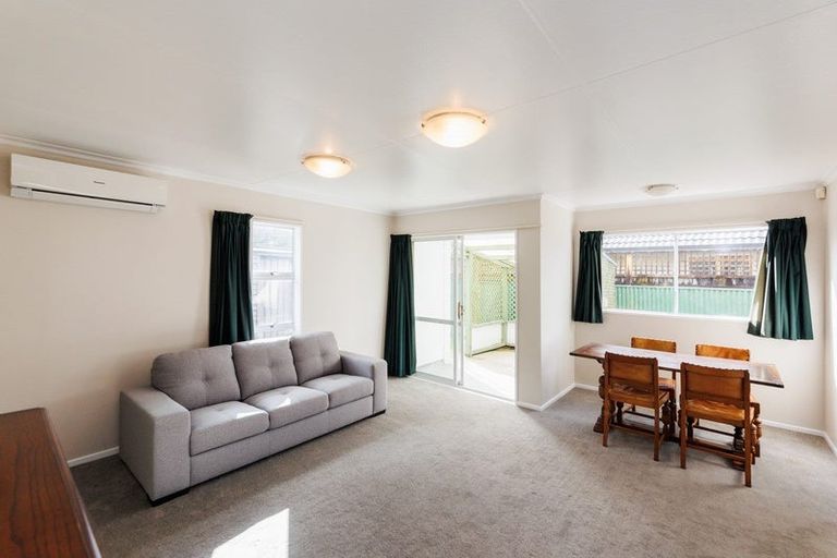 Photo of property in 1/495a Ferguson Street, Palmerston North, 4410