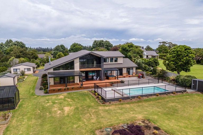 Photo of property in 8 Heron Hill, Kerikeri, 0230