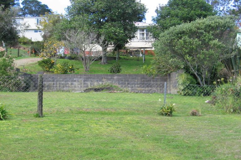 Photo of property in 11 Smeath Road, Kawakawa, 0210