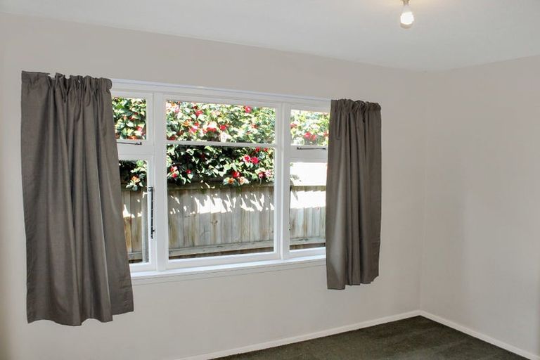 Photo of property in 43 Hounslow Street, Ilam, Christchurch, 8041