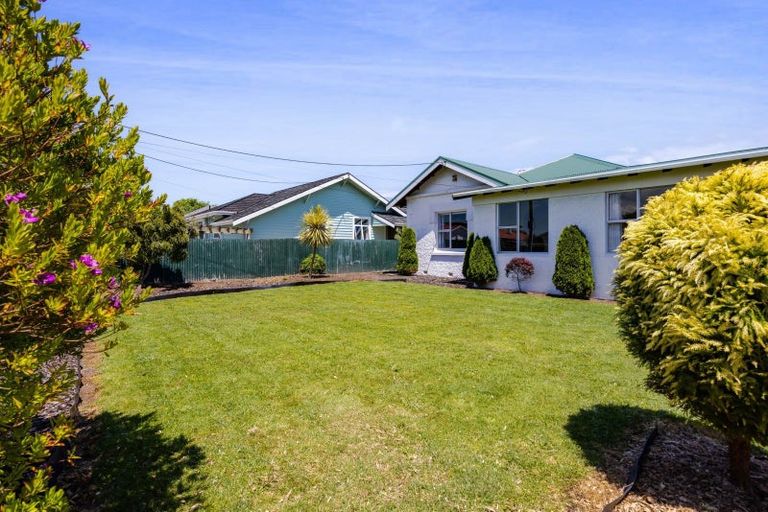 Photo of property in 13 Collins Street, Hawera, 4610