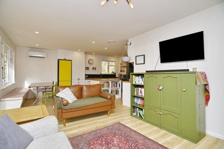 Photo of property in 95a Clarendon Terrace, Woolston, Christchurch, 8023