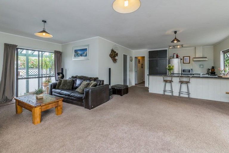 Photo of property in 42b Sunshine Avenue, Paraparaumu, 5032