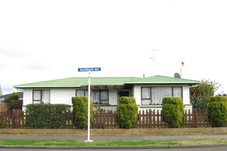 Photo of property in 23 Mcgregor Avenue, Pirimai, Napier, 4112