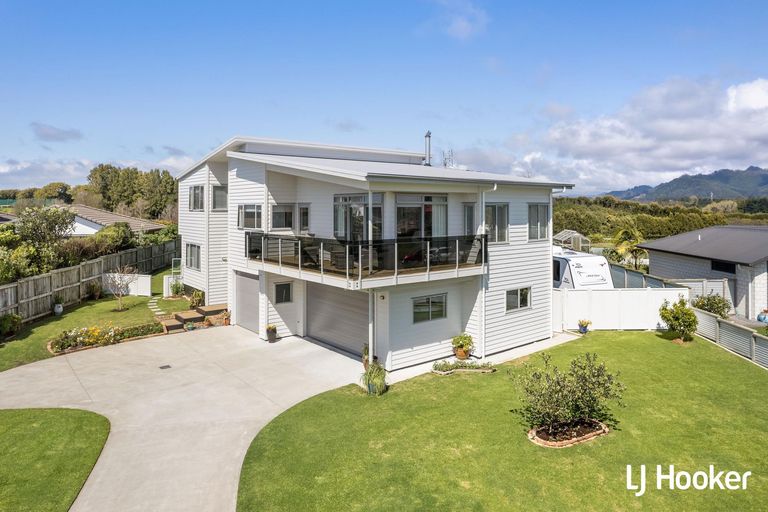 Photo of property in 17 Athenree Heights, Athenree, Waihi Beach, 3177