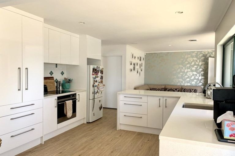 Photo of property in 46 Wairere Road, The Gardens, Auckland, 2105