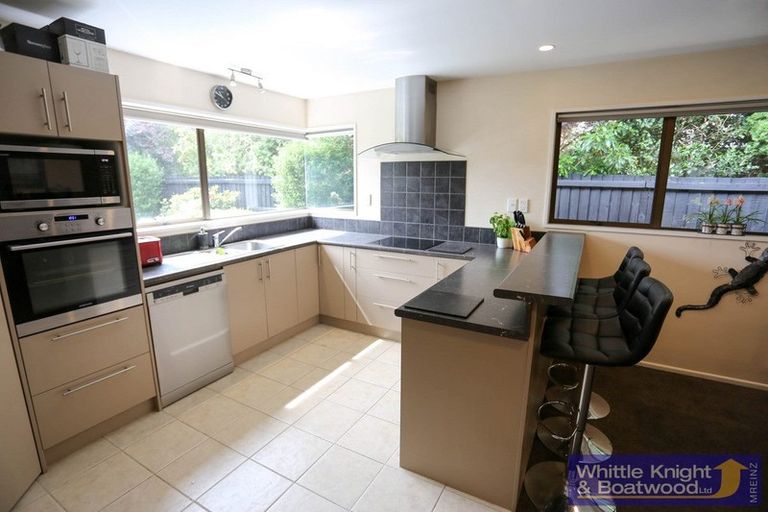 Photo of property in 14 Westfield Avenue, Templeton, Christchurch, 8042