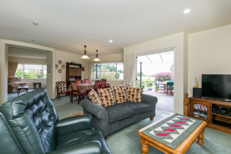 Photo of property in 46 Rochfort Road, Havelock North, 4130