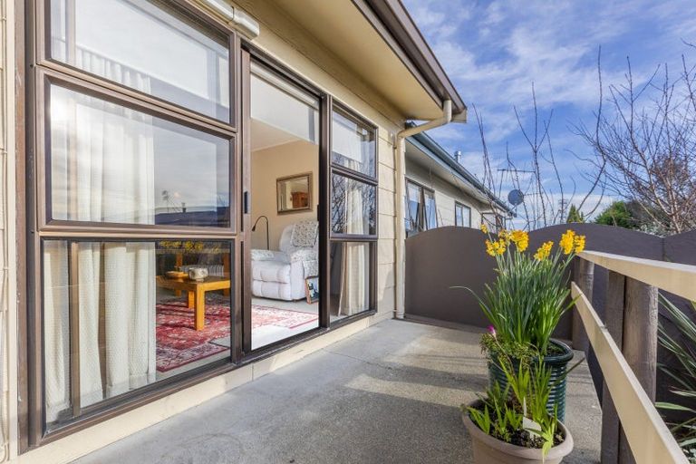 Photo of property in 2/16 Wellington Road, Waipukurau, 4200