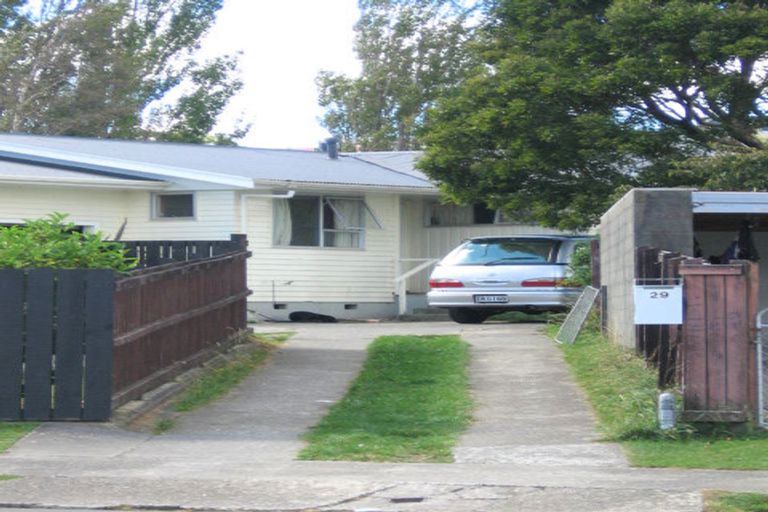 Photo of property in 29 Blueberry Grove, Timberlea, Upper Hutt, 5018