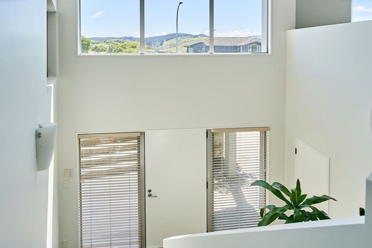 Photo of property in 53 Waverton Terrace, Churton Park, Wellington, 6037