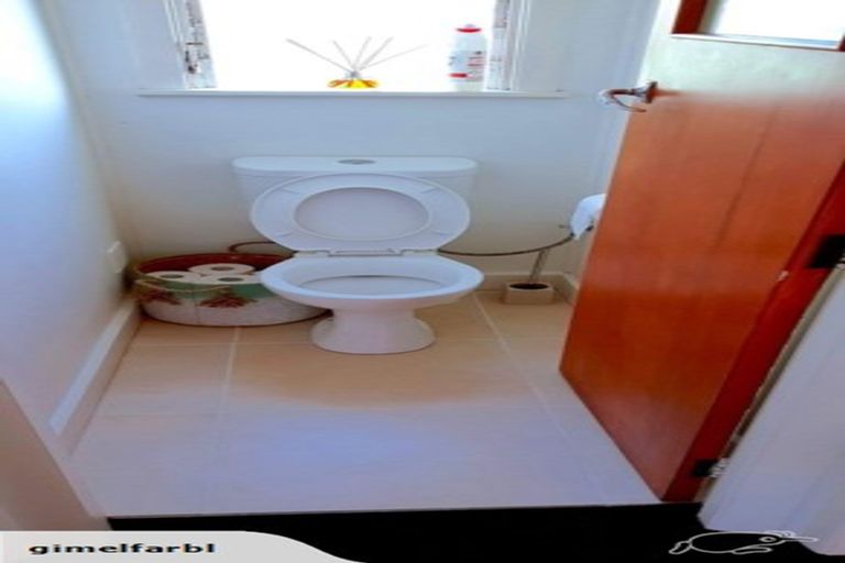 Photo of property in 17 Centennial Road, Tahunanui, Nelson, 7011