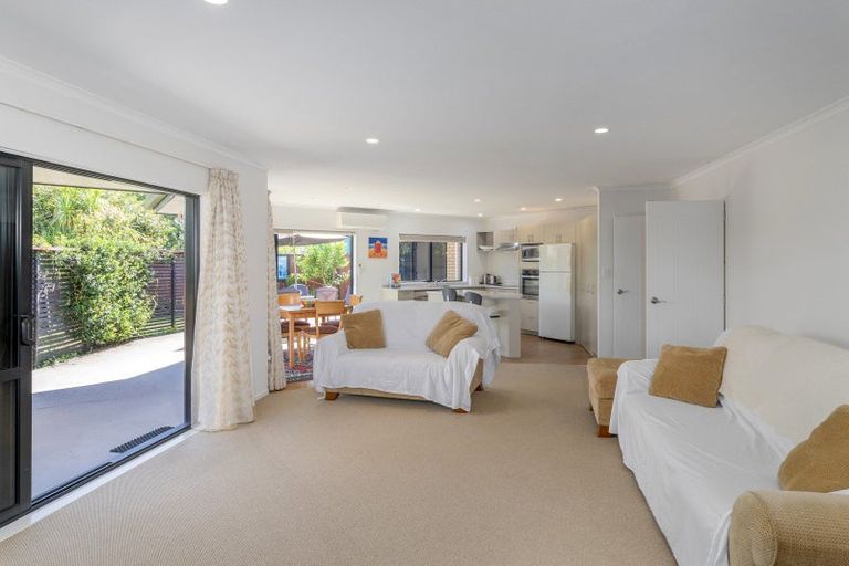 Photo of property in 1 Cobham Lane, Whitianga, 3510